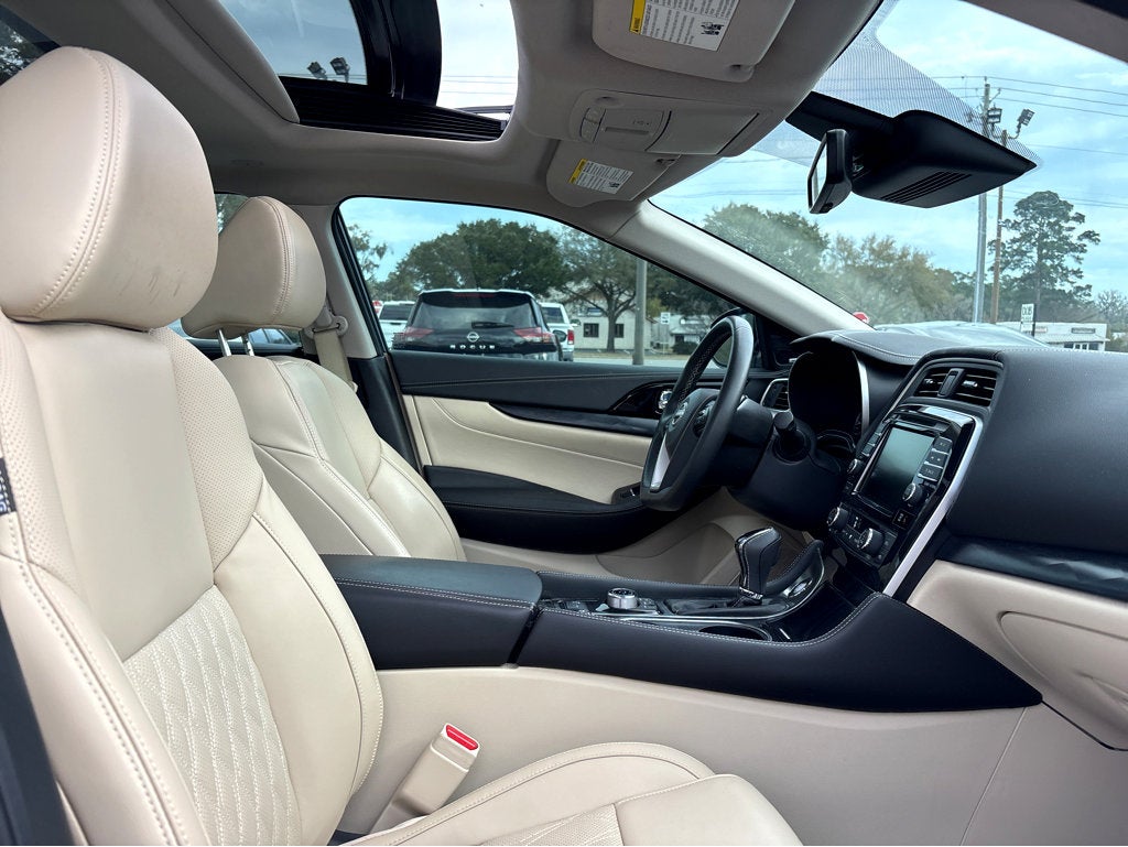2023 Nissan Maxima Platinum