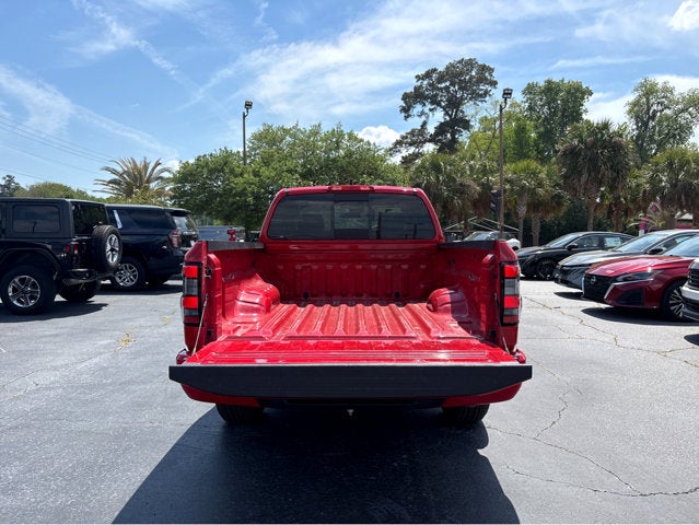 2025 Nissan Frontier SV