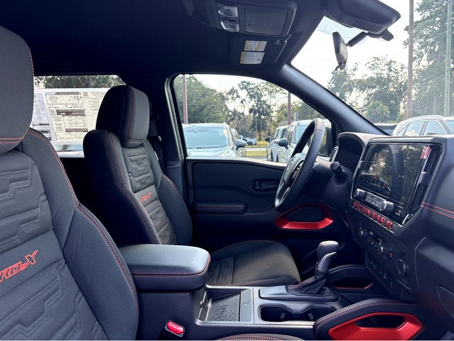 2026 Nissan Frontier Crew Cab SV