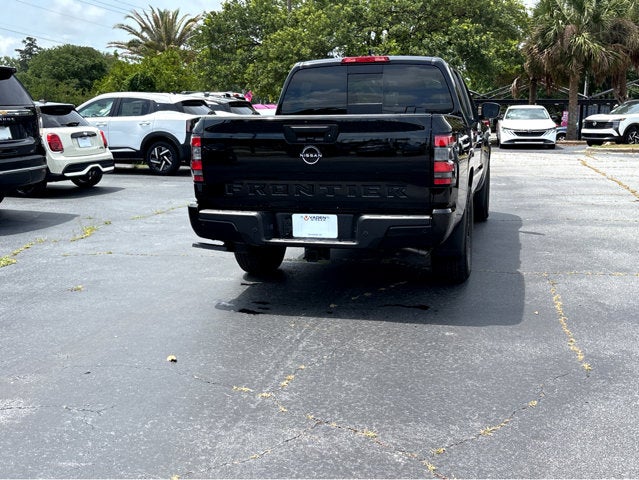 2026 Nissan Frontier Crew Cab SV