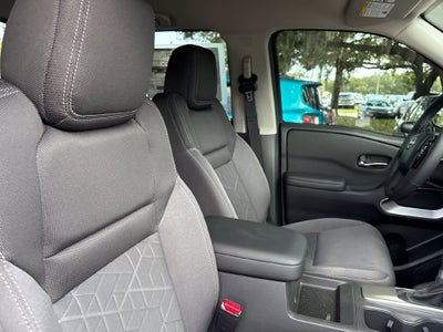 2027 Nissan Frontier Crew Cab SV