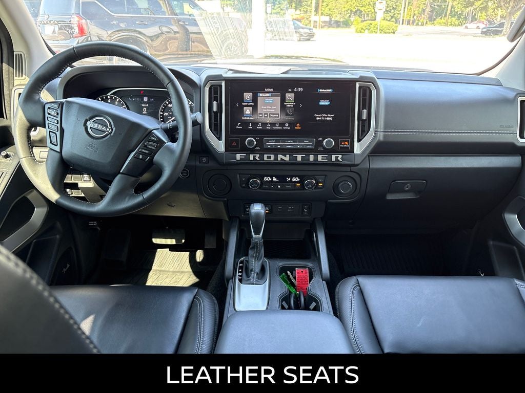 2025 Nissan Frontier SL
