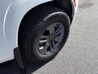 2027 Nissan Frontier Crew Cab SV