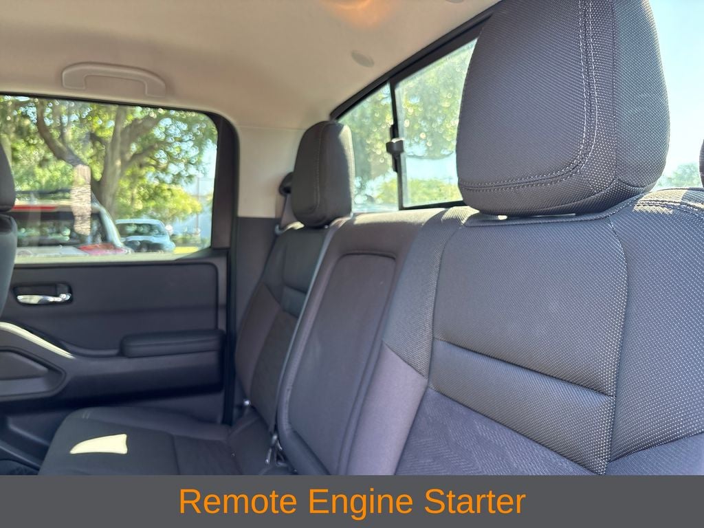 2024 Nissan Frontier SV