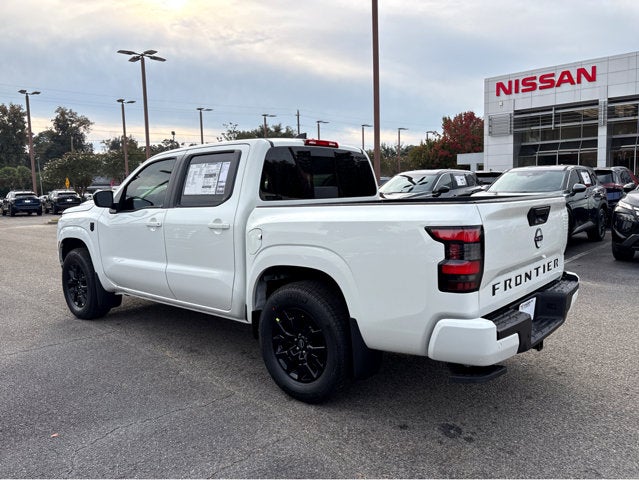 2026 Nissan Frontier Crew Cab SV