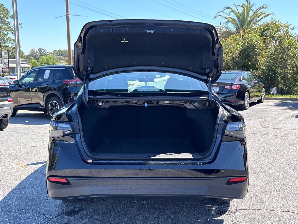 2027 Nissan Sentra SV