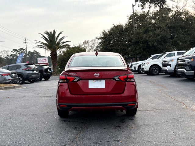 2025 Nissan Versa SR