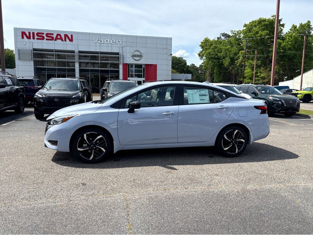2025 Nissan Versa SR