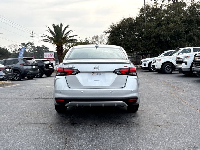 2025 Nissan Versa SR