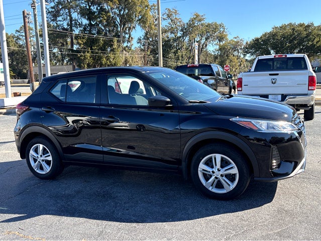 2024 Nissan Kicks S