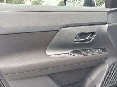 2027 Nissan Kicks S