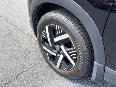 2025 Nissan Kicks SV