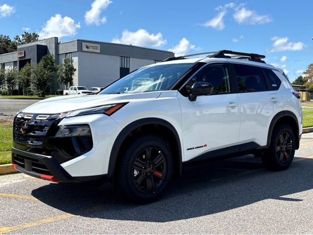 2026 Nissan Rogue Rock Creek®