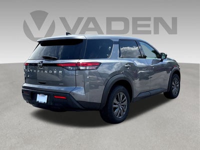 2023 Nissan Pathfinder S