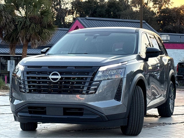 2026 Nissan Pathfinder S