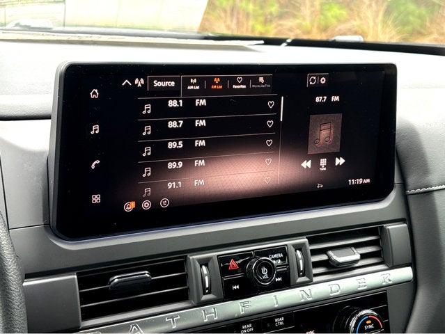 2026 Nissan Pathfinder S