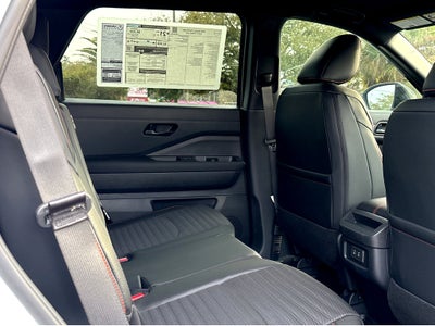 2026 Nissan Pathfinder Rock Creek®