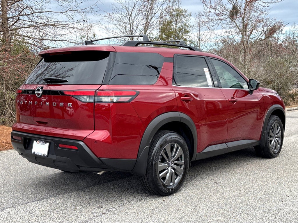 2026 Nissan Pathfinder SL
