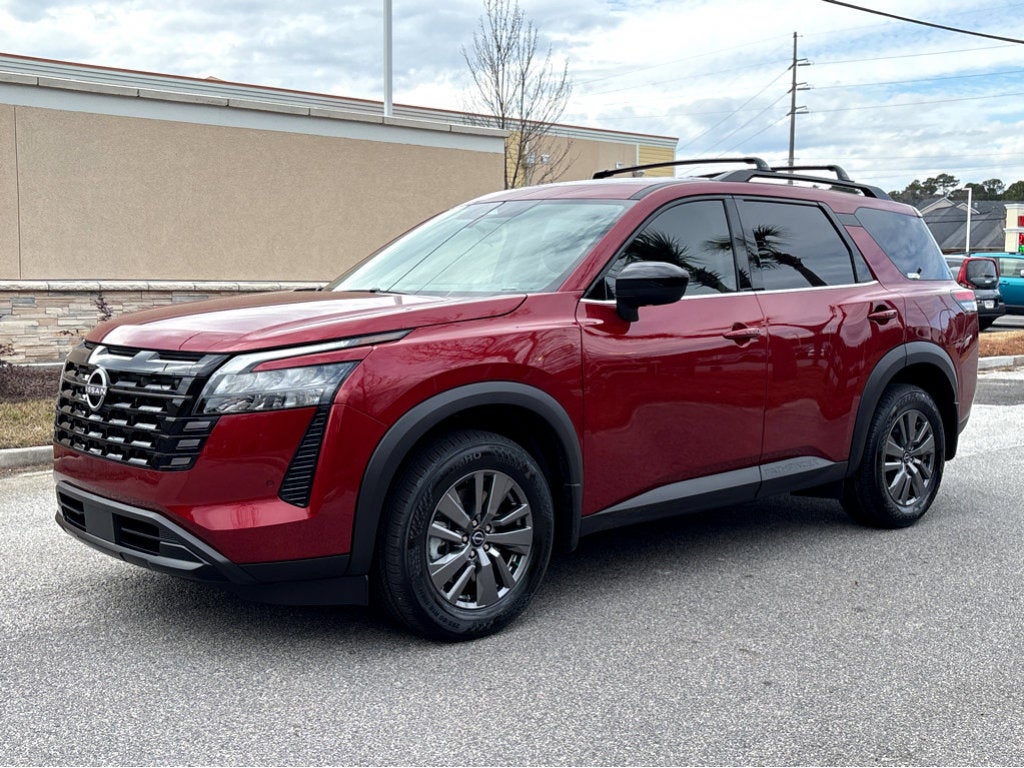 2026 Nissan Pathfinder SL