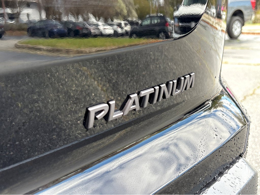 2026 Nissan Pathfinder Platinum