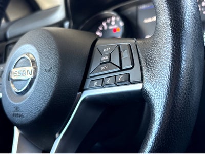 2022 Nissan Rogue Sport SV