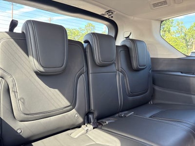 2026 Nissan Armada SV