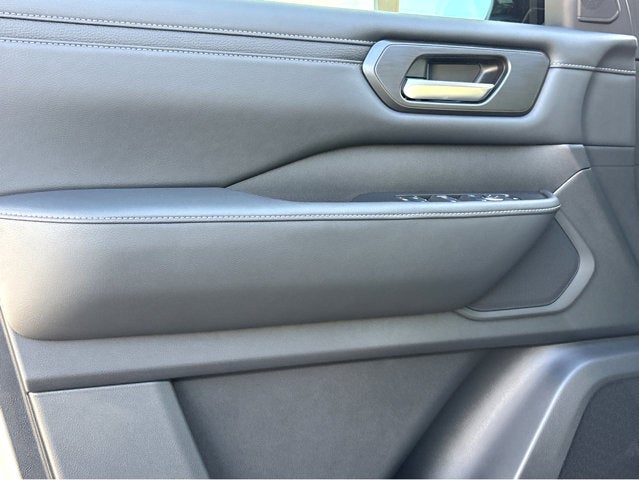 2026 Nissan Armada SV