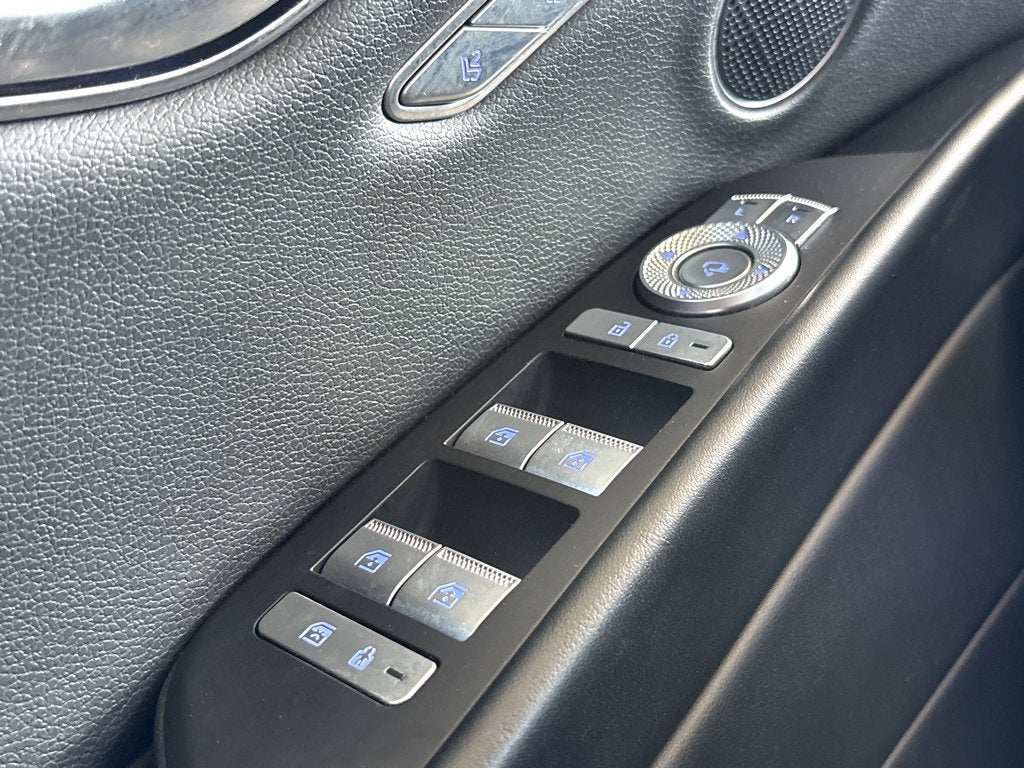 2023 Genesis G80 2.5T