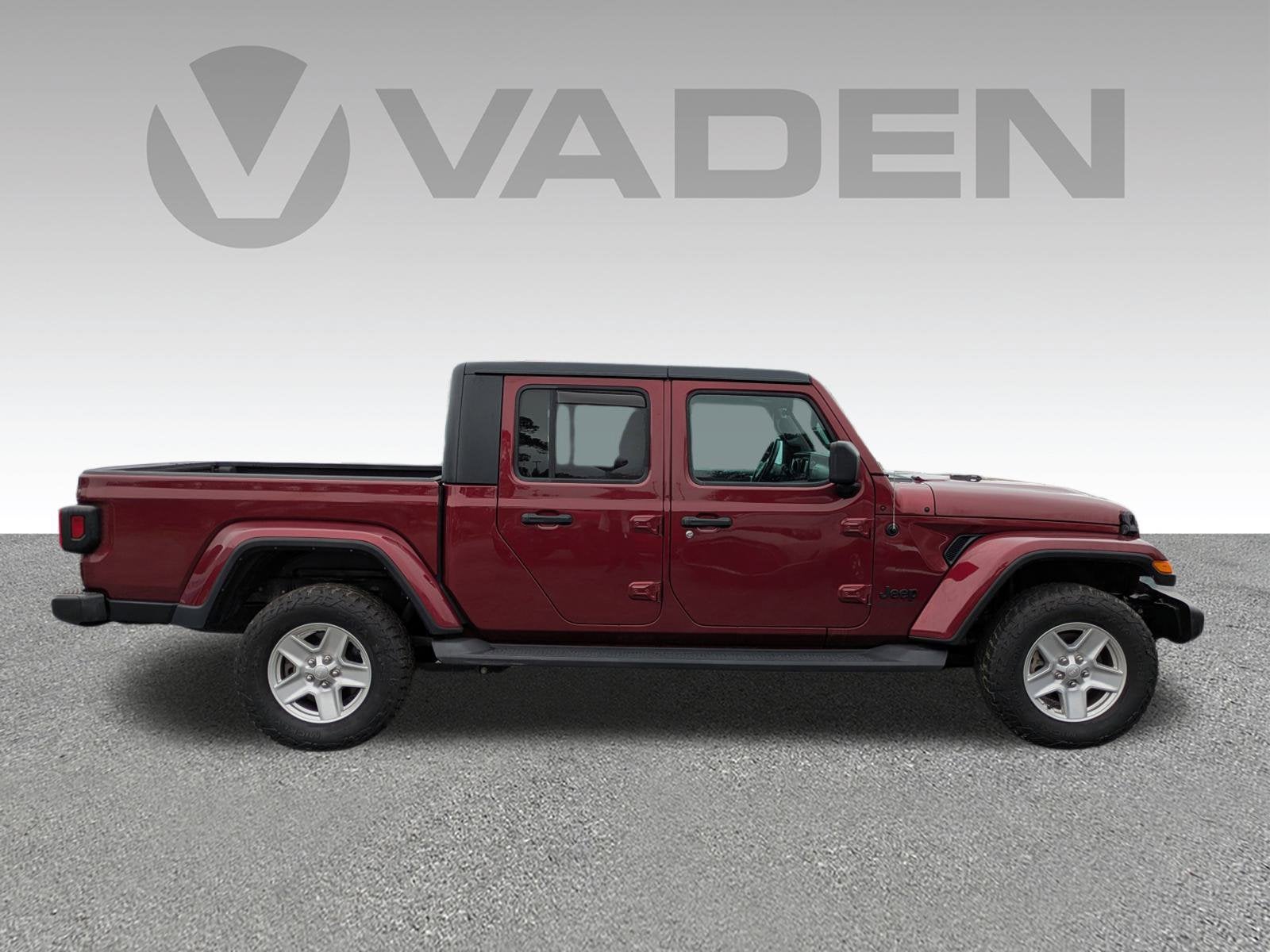 2022 Jeep Gladiator Sport S photo 3