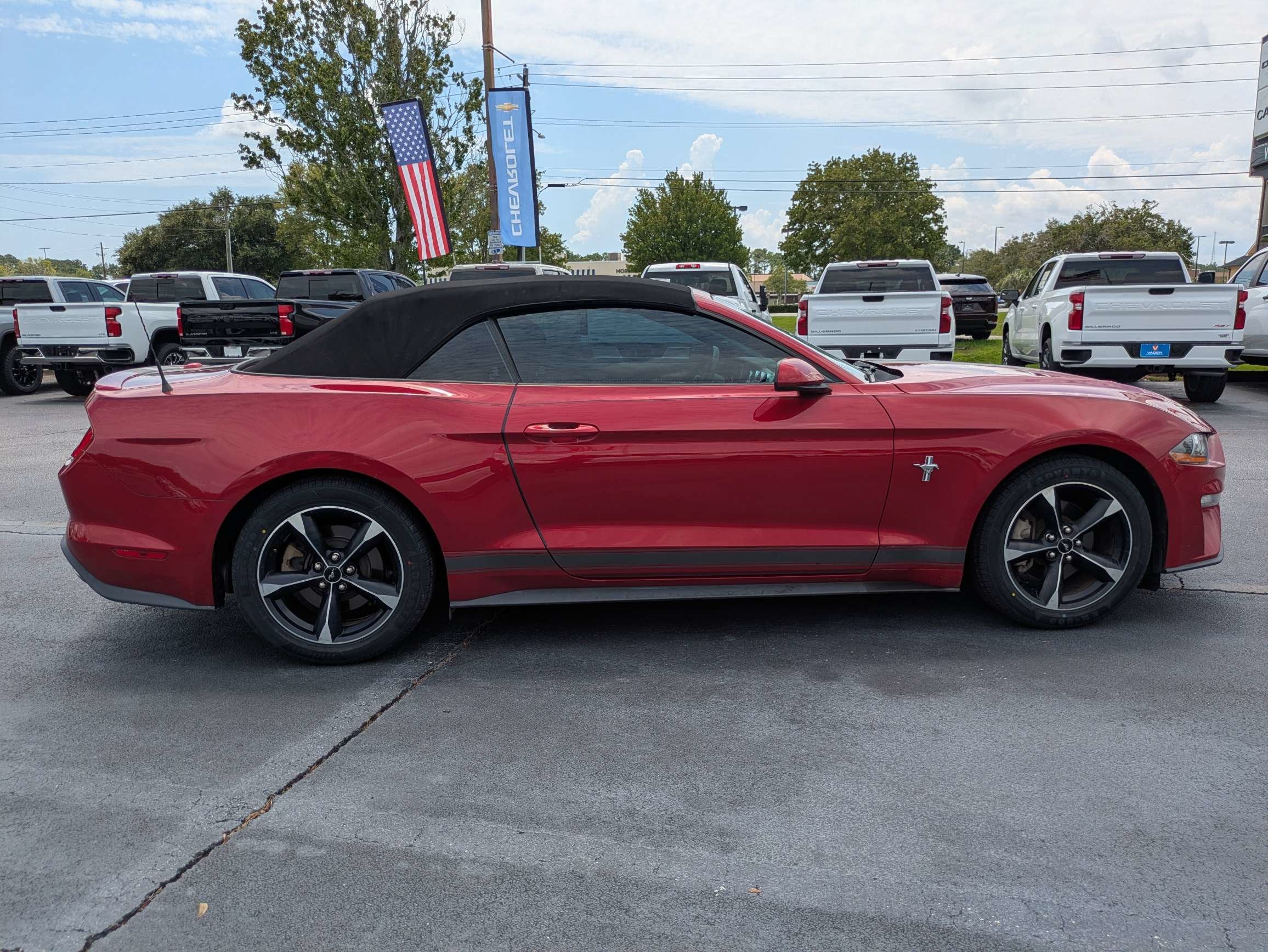 2020 Ford Mustang EcoBoost
