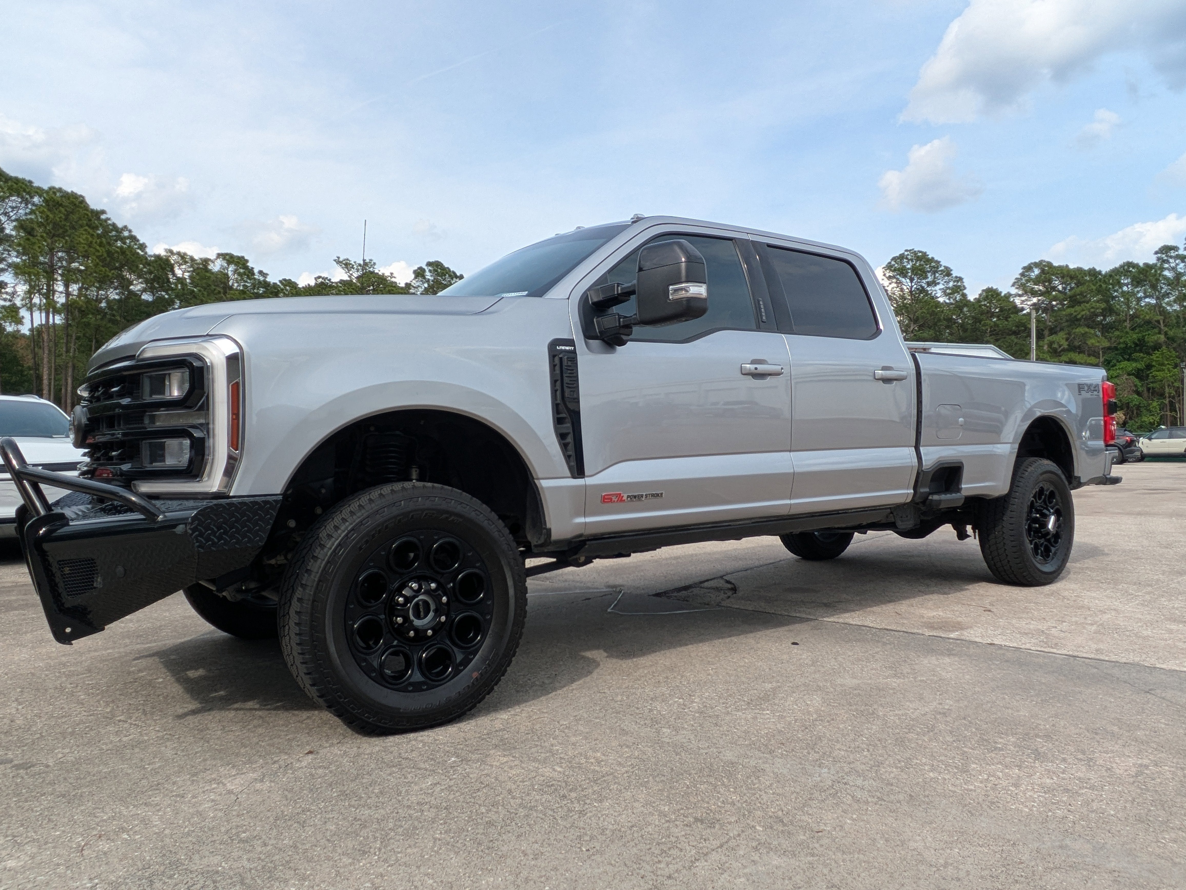 2024 Ford Super Duty F-350 SRW LARIAT