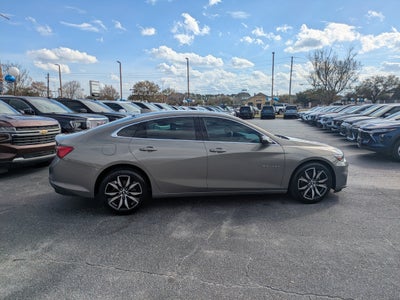 2017 Chevrolet Malibu LT