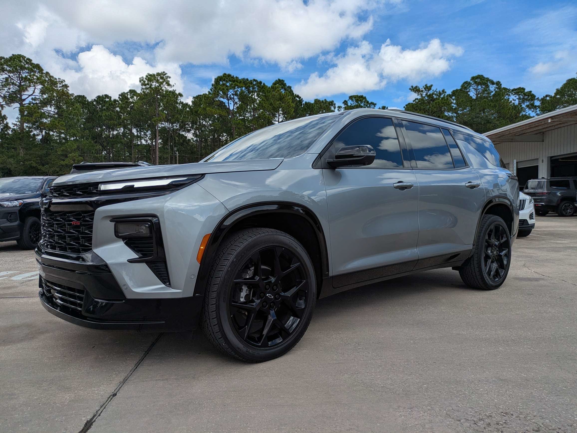 2024 Chevrolet Traverse FWD RS