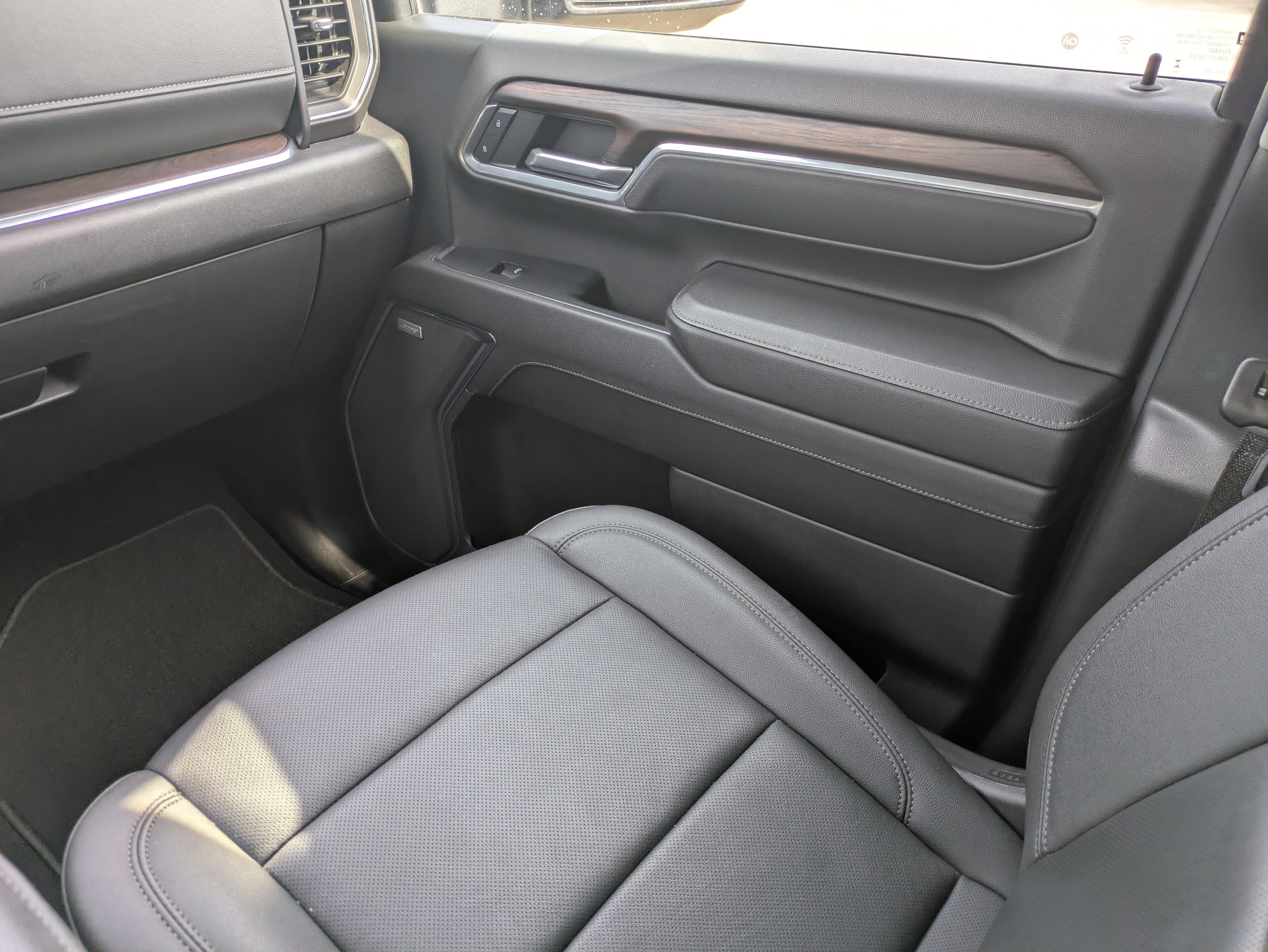 2024 GMC Sierra 2500HD SLT