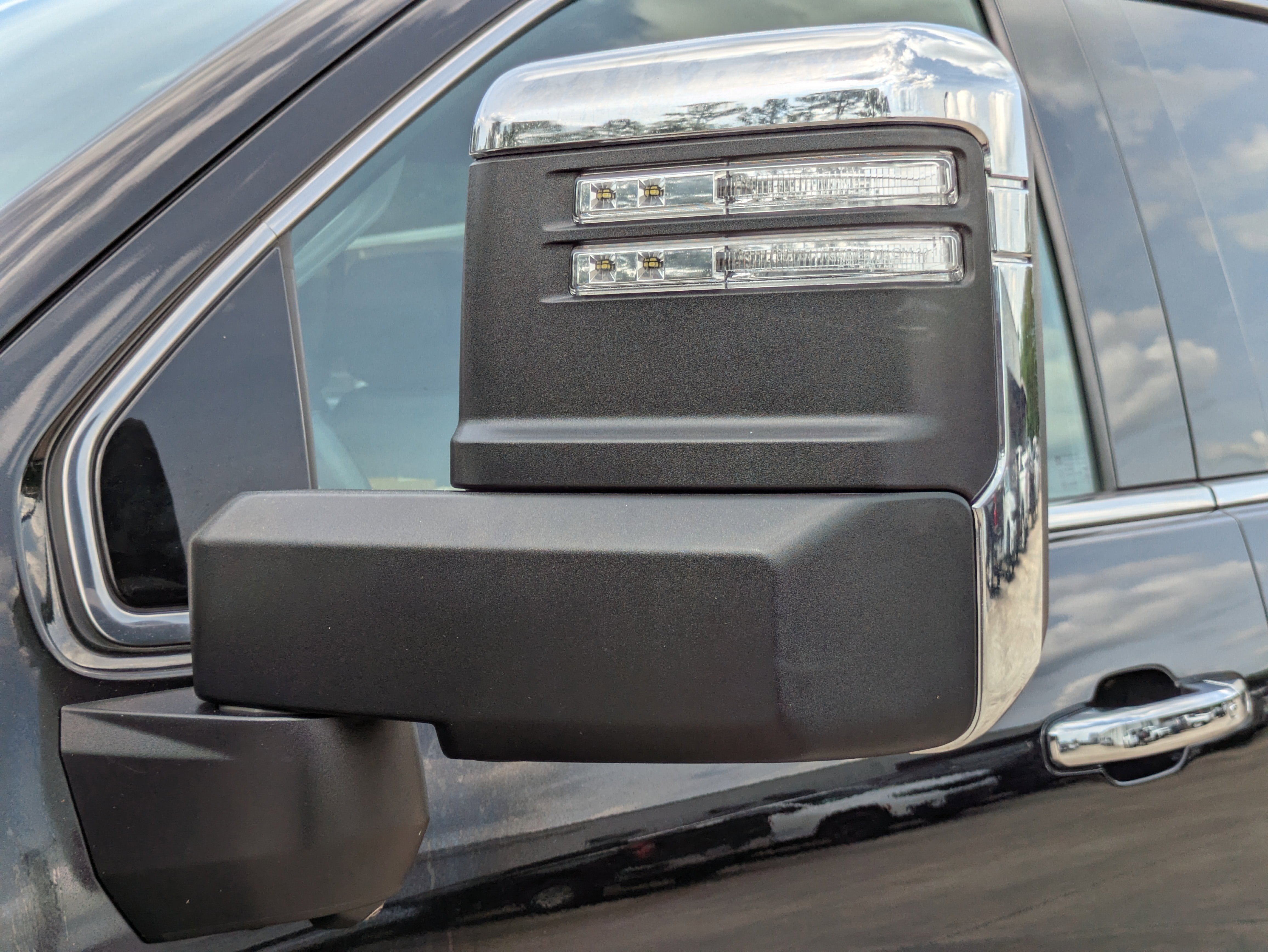2023 GMC Sierra 3500HD Denali