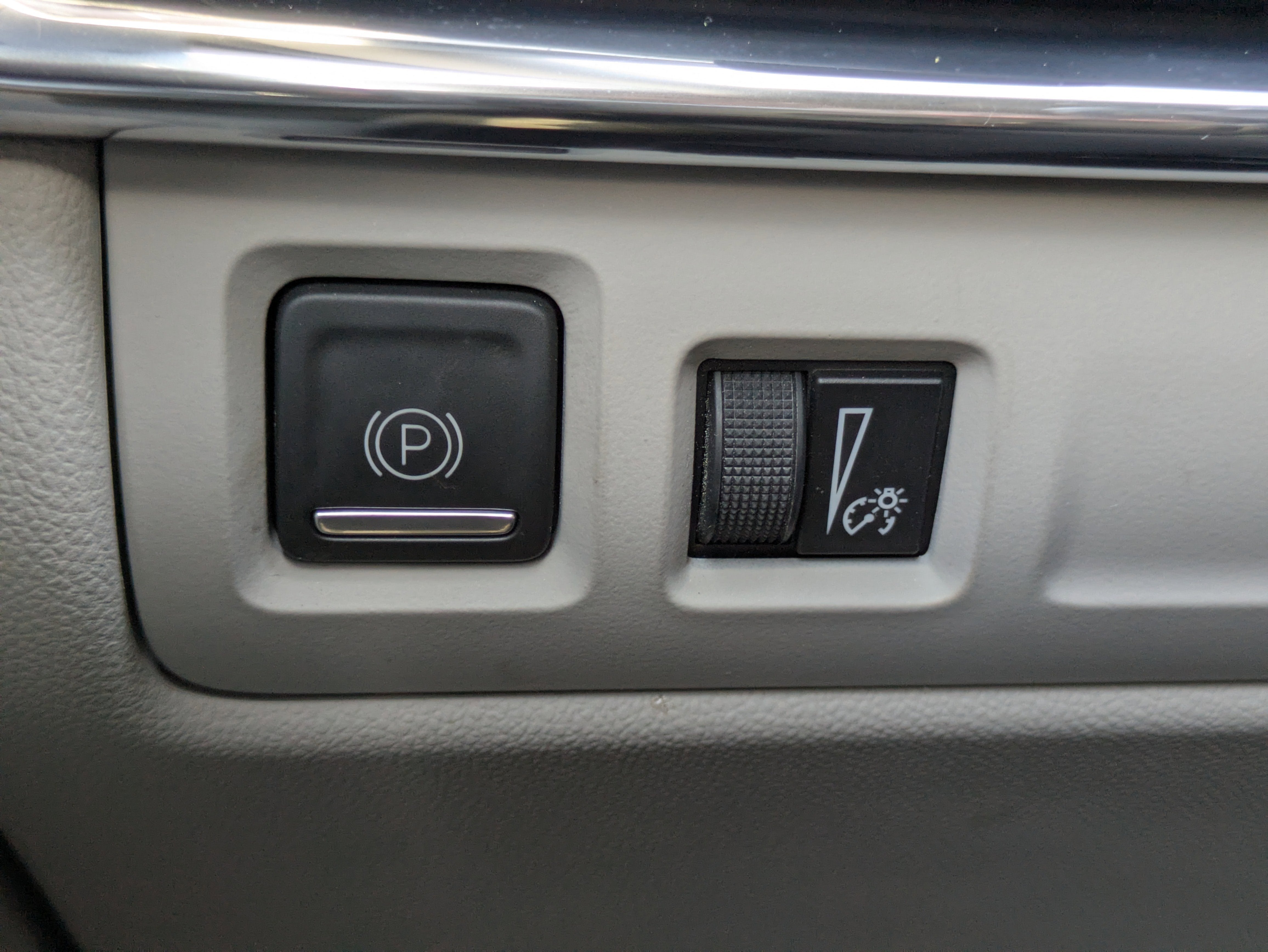 2023 Cadillac XT4 FWD Luxury