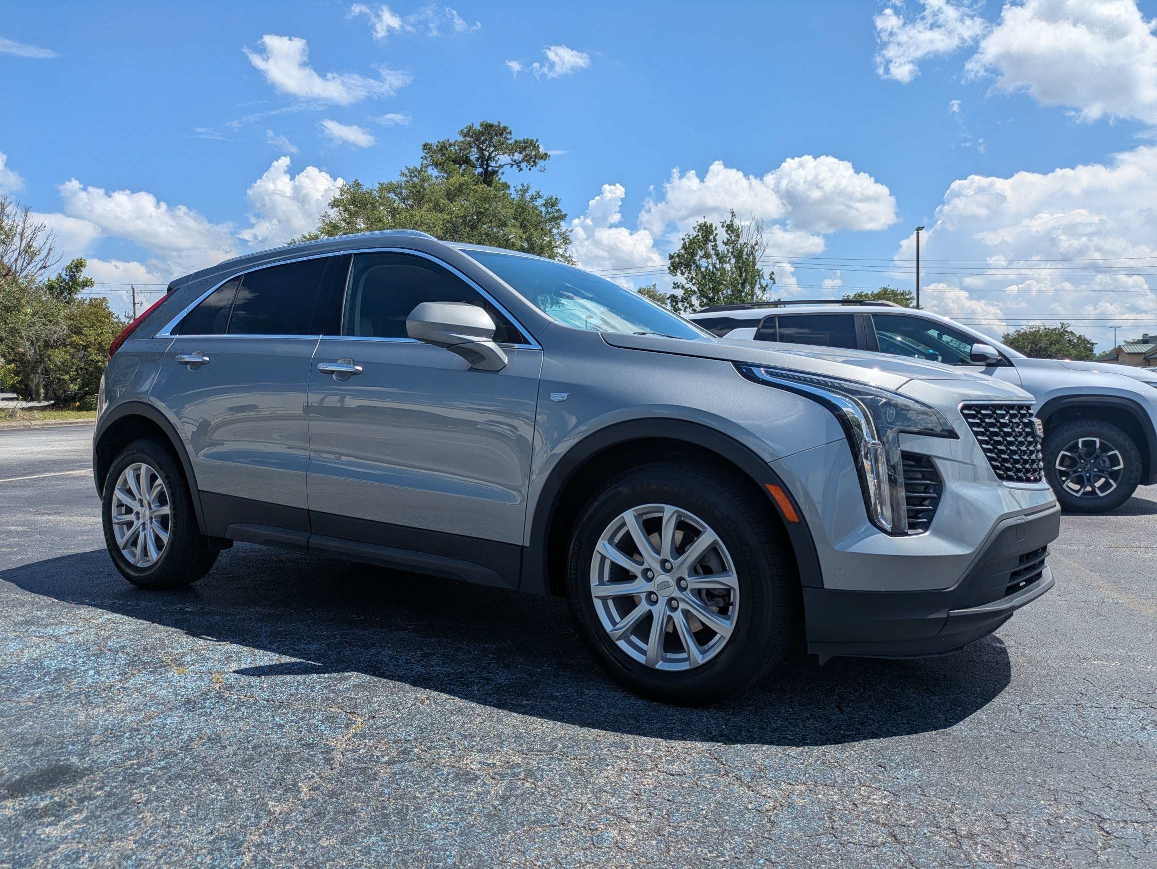 2023 Cadillac XT4 AWD Luxury