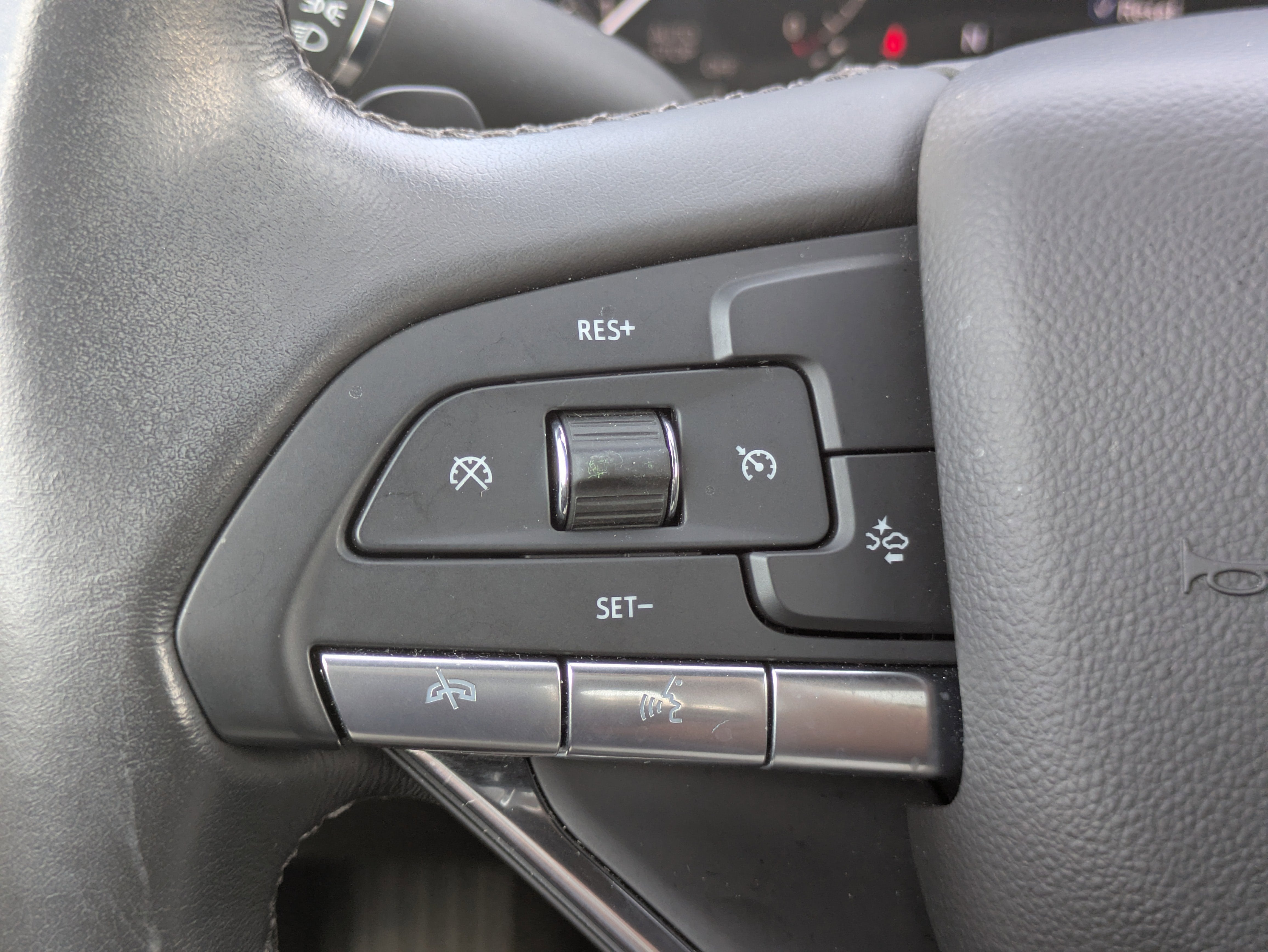 2024 Cadillac XT6 FWD Luxury