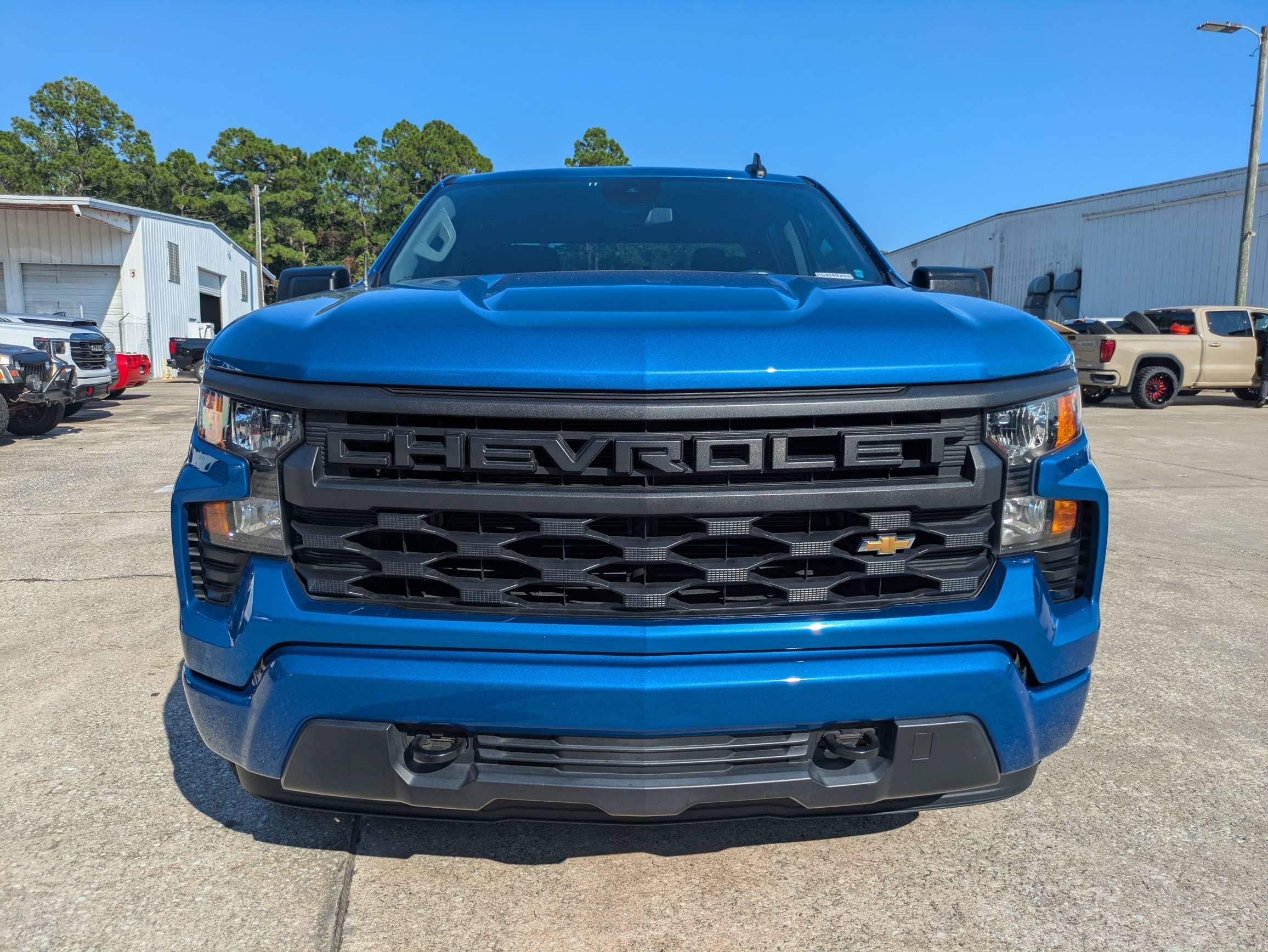 2023 Chevrolet Silverado 1500 Custom