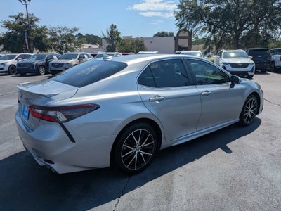 2024 Toyota Camry SE