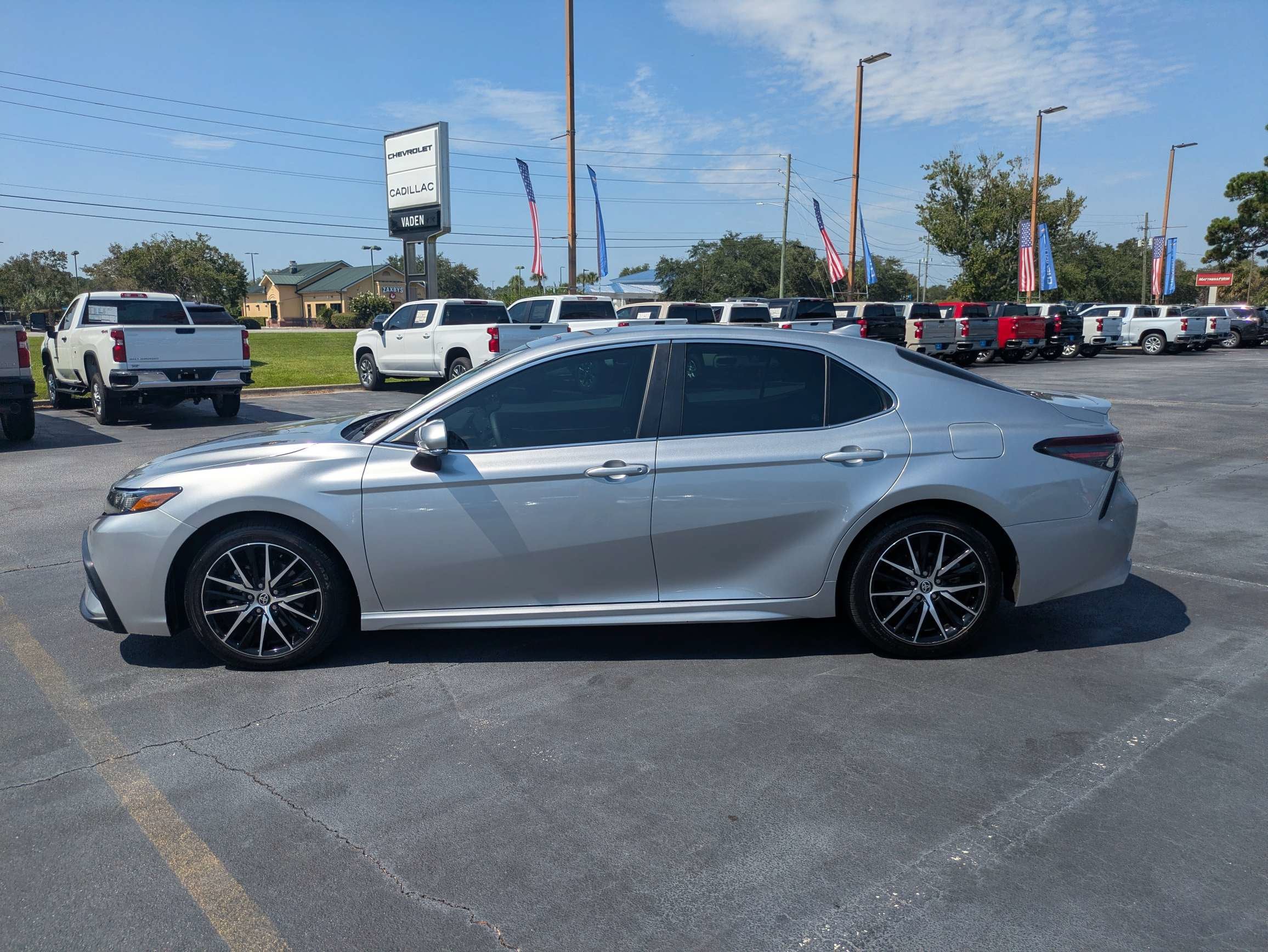 2024 Toyota Camry SE
