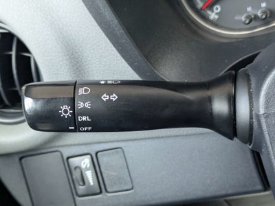 2017 Toyota Yaris L