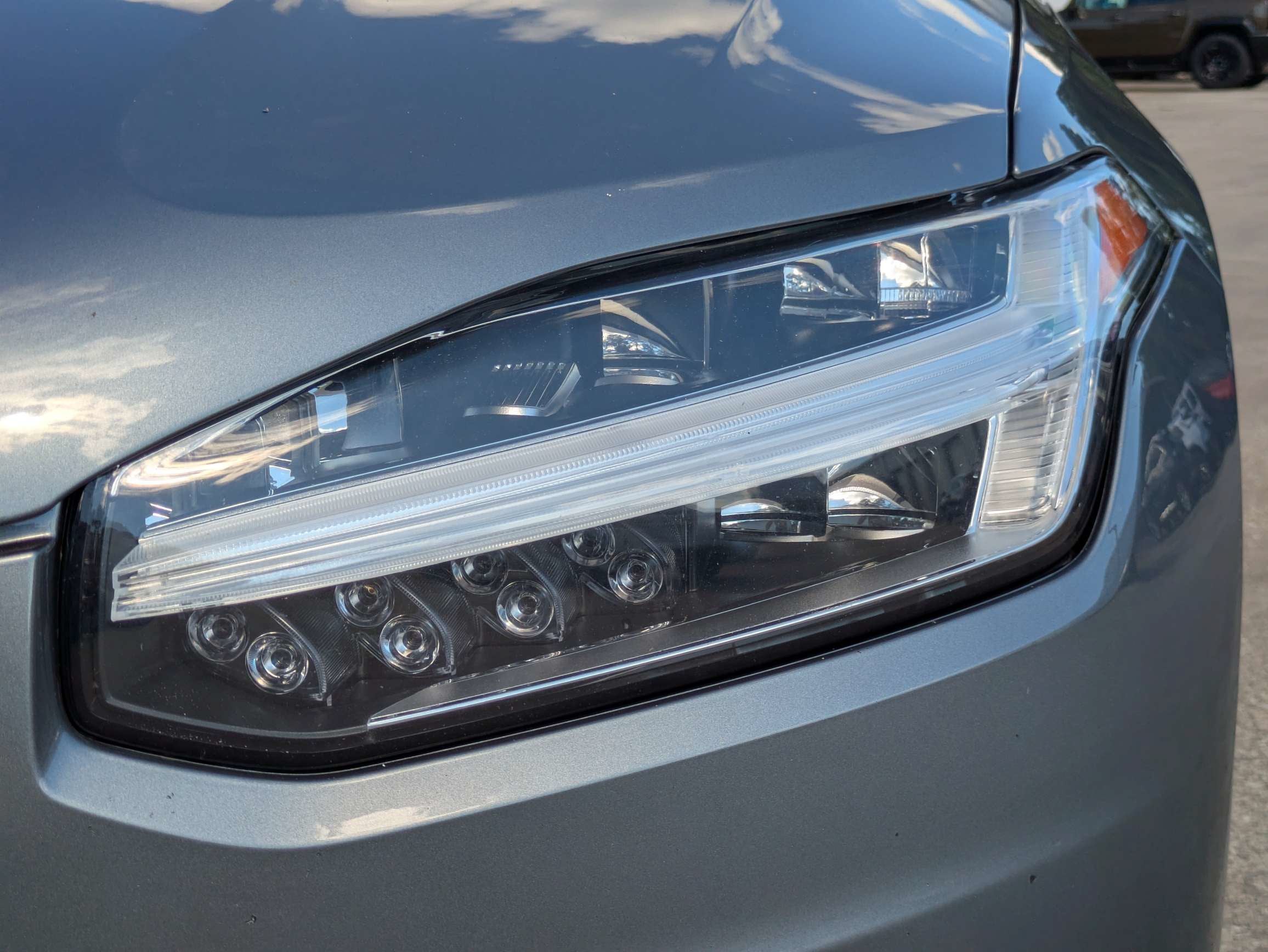 2018 Volvo XC90 Momentum
