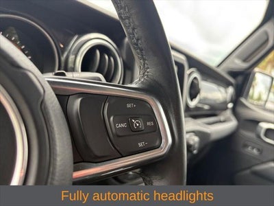 2020 Jeep Wrangler Unlimited Sahara Altitude 4x4