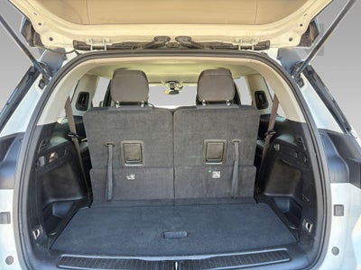 2023 Jeep Grand Cherokee L Laredo 4x2