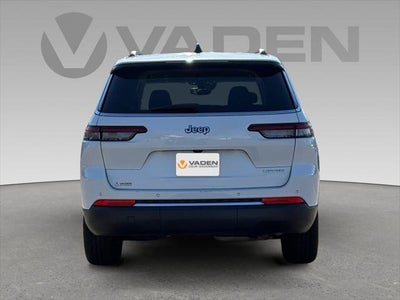 2023 Jeep Grand Cherokee L Laredo 4x2