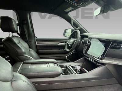 2023 Jeep Wagoneer Series II 4x2
