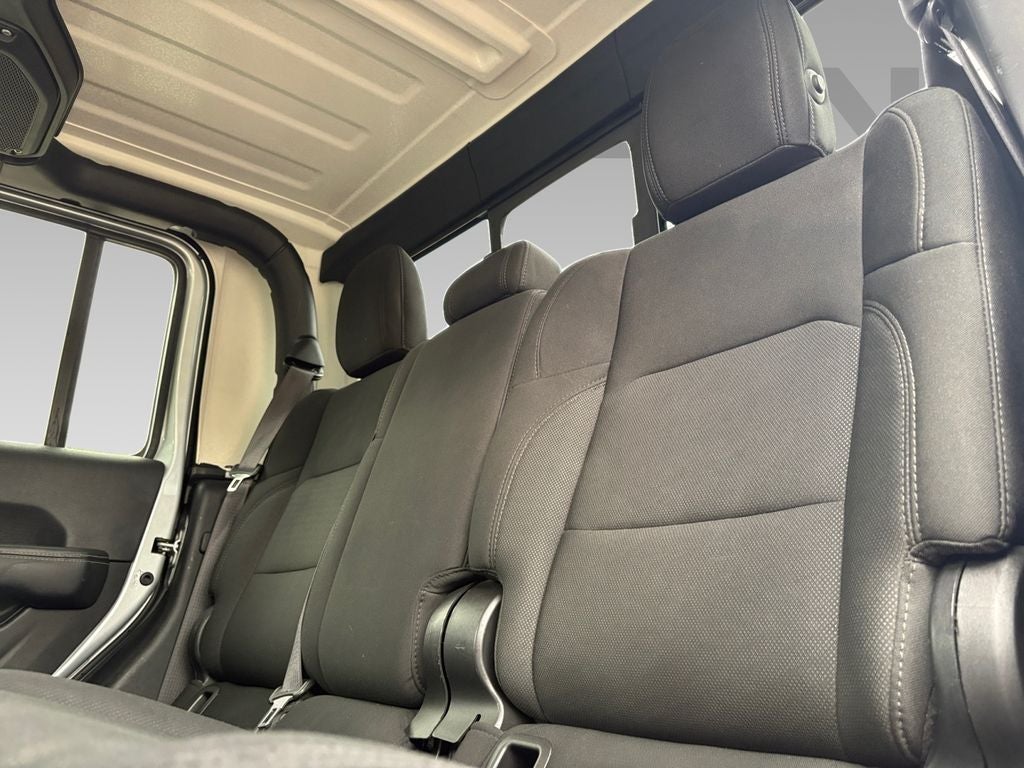 2023 Jeep Gladiator Overland 4x4