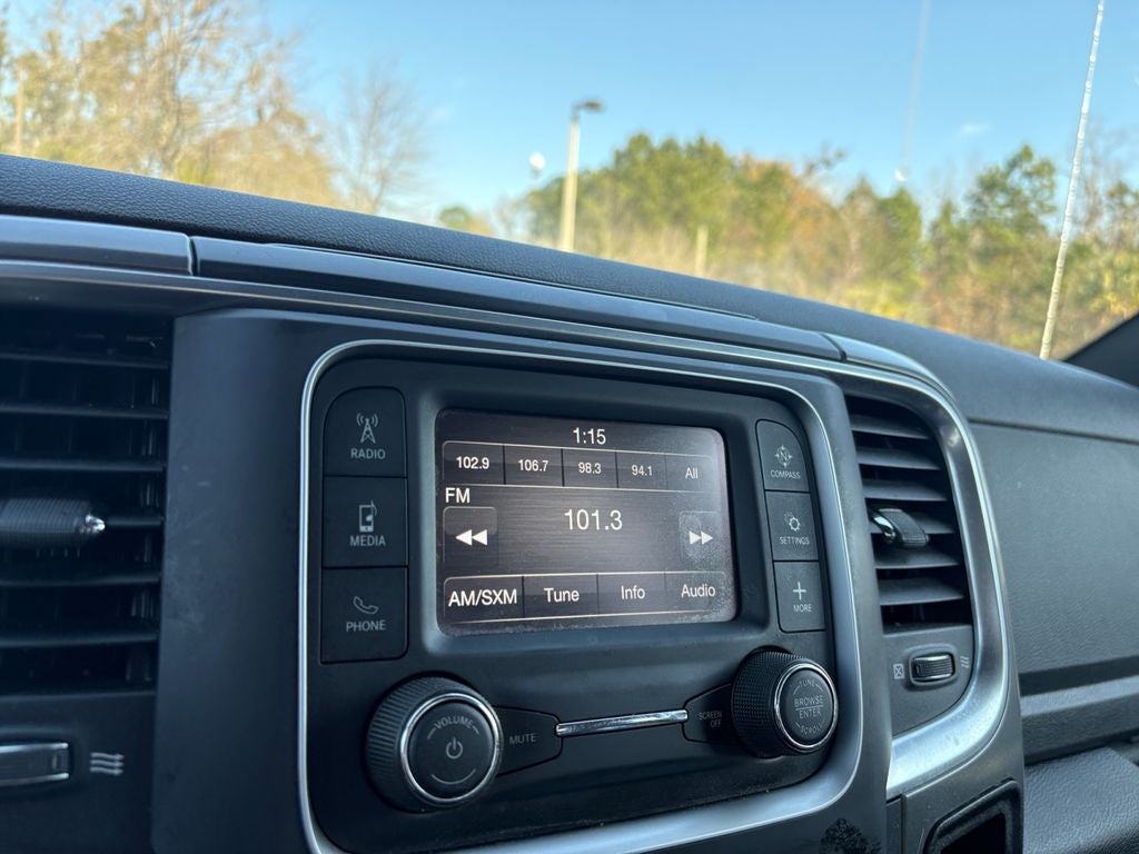 2024 RAM 1500 Classic Warlock Crew Cab 4x2 5'7' Box