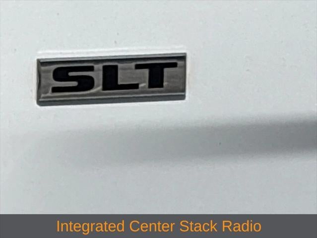 2023 RAM 1500 Classic SLT Crew Cab 4x4 5'7' Box